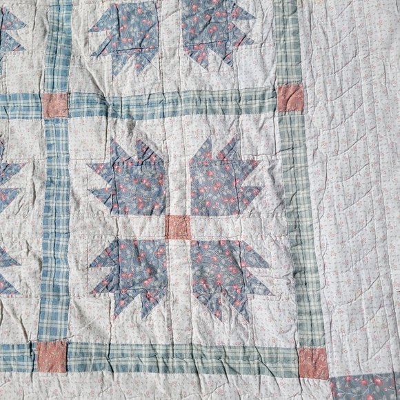 Vintage LL Bean patchwork quilt. - Picture 2 of 11